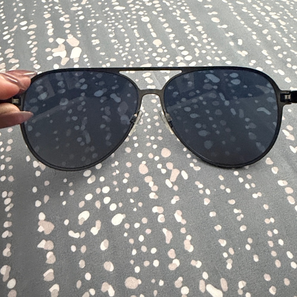 Men’s Michael Kors Dark Blue Aviator Sunglasses - Picture 4 of 5